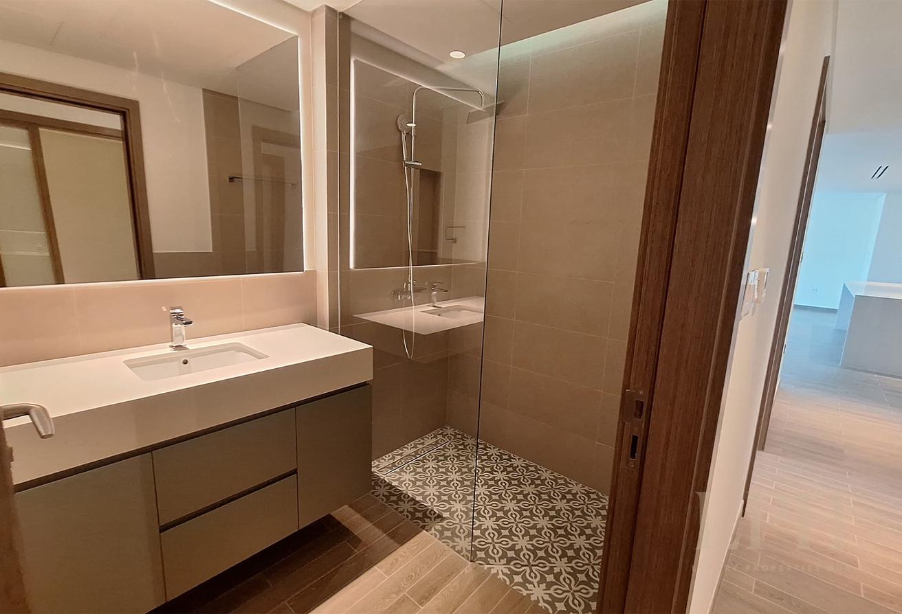 Corner Unit | Ready to Move | 3 Bed + Maids photo 10