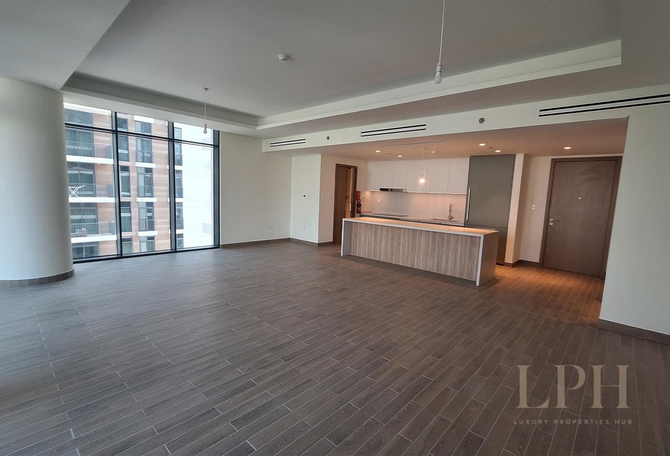 Corner Unit | Ready to Move | 3 Bed + Maids photo 5