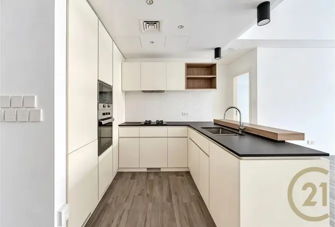 164568818 - Property Image 3