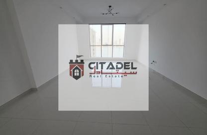 Apartment - 3 - 4 for rent in Al Majaz 3 - Al Majaz - Sharjah