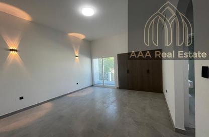 Villa - 5 Bedrooms - 6 Bathrooms for rent in Jumeirah 3 Villas - Jumeirah 3 - Jumeirah - Dubai