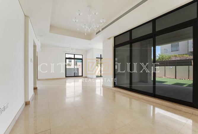 60125656 - Property Image 3