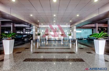 Apartment - 3 Bedrooms - 3 Bathrooms for rent in Golden Sands 9 - Al Mankhool - Bur Dubai - Dubai