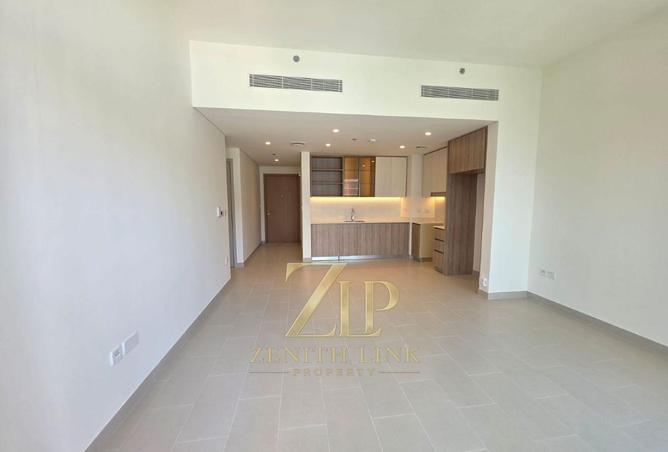 SPACIOUS 2BR | DIRECT POOL & COURTYARD VIEWS photo 2