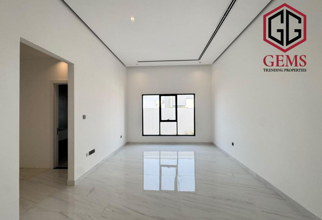 ULTRA MODERN | SERVANT BLOCK | POOL | GARDEN AREA photo 6