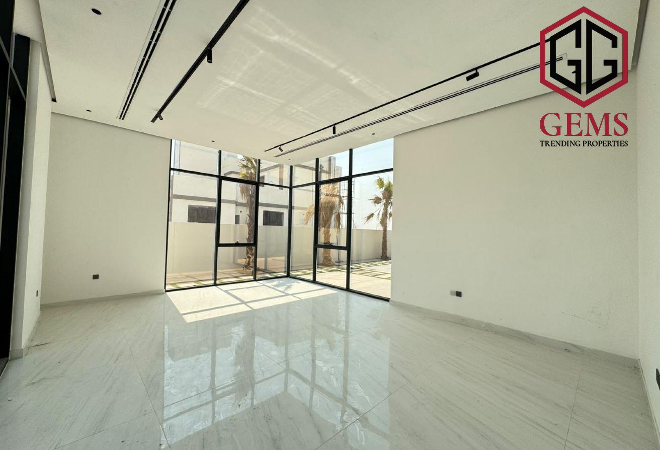 ULTRA MODERN | SERVANT BLOCK | POOL | GARDEN AREA photo 7