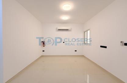 Apartment - 1 Bedroom - 2 Bathrooms for rent in Hai Al Wadi - Al Jimi - Al Ain