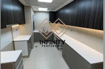 Apartment - 2 Bedrooms - 3 Bathrooms for sale in Gulfa Towers - Al Rashidiya 1 - Al Rashidiya - Ajman