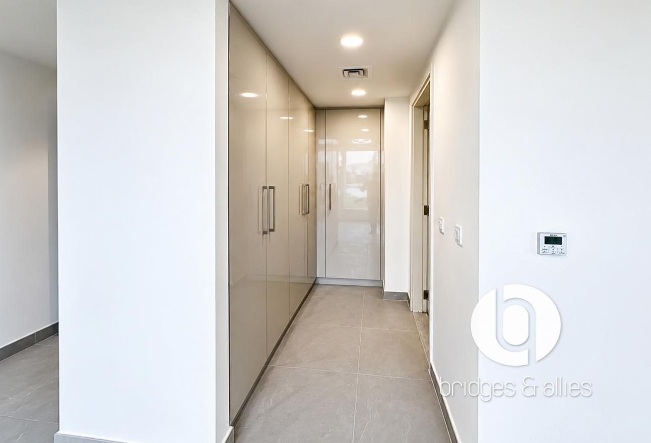 5 BED + MAIDS | VACANT | CORNER END VILLA | VIEW photo 9
