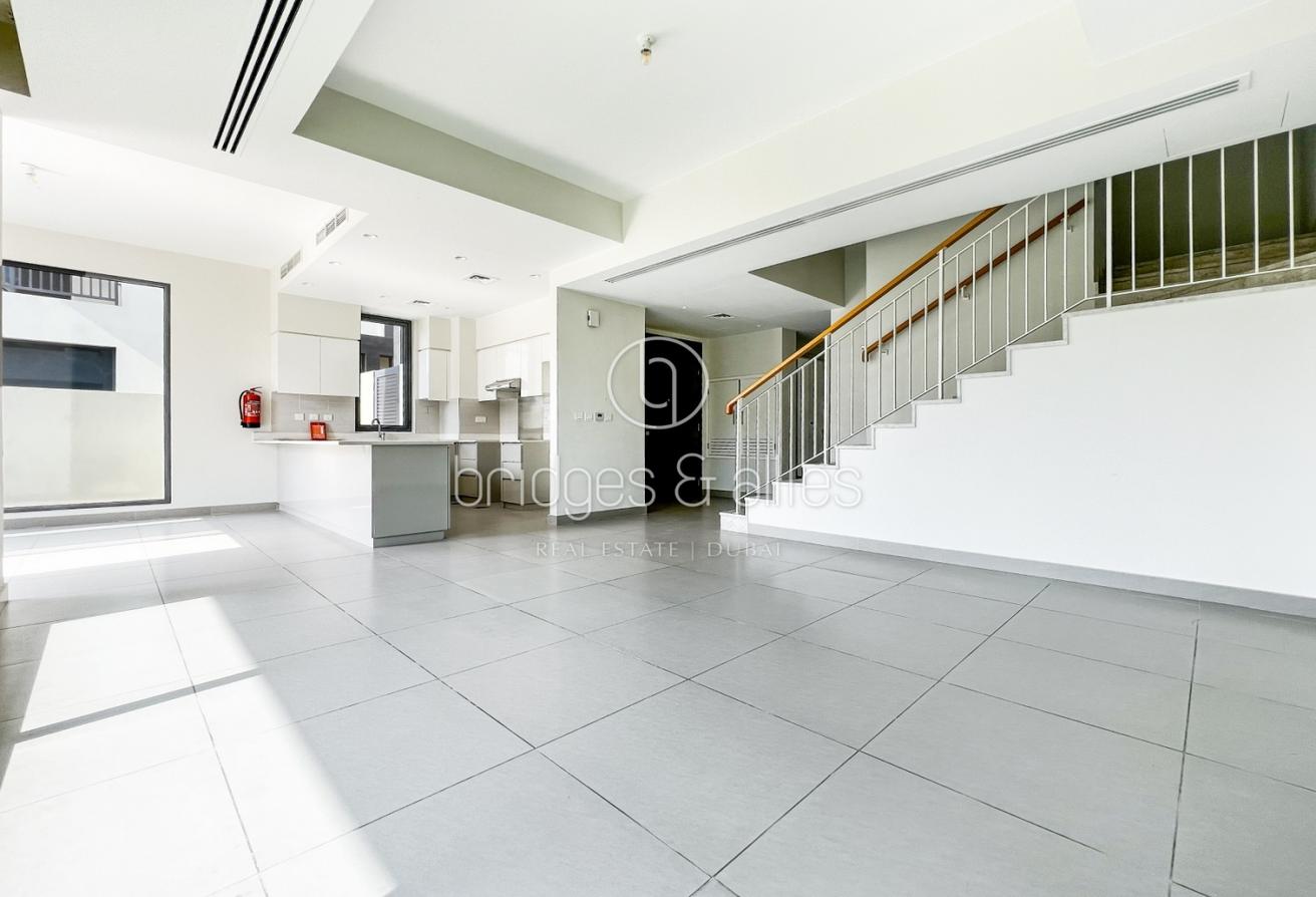 5 BED + MAIDS | VACANT | CORNER END VILLA | VIEW photo 5