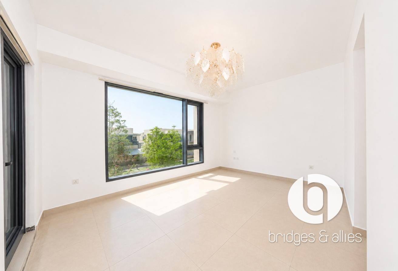 5 BED + MAIDS | VACANT | CORNER END VILLA | VIEW photo 18