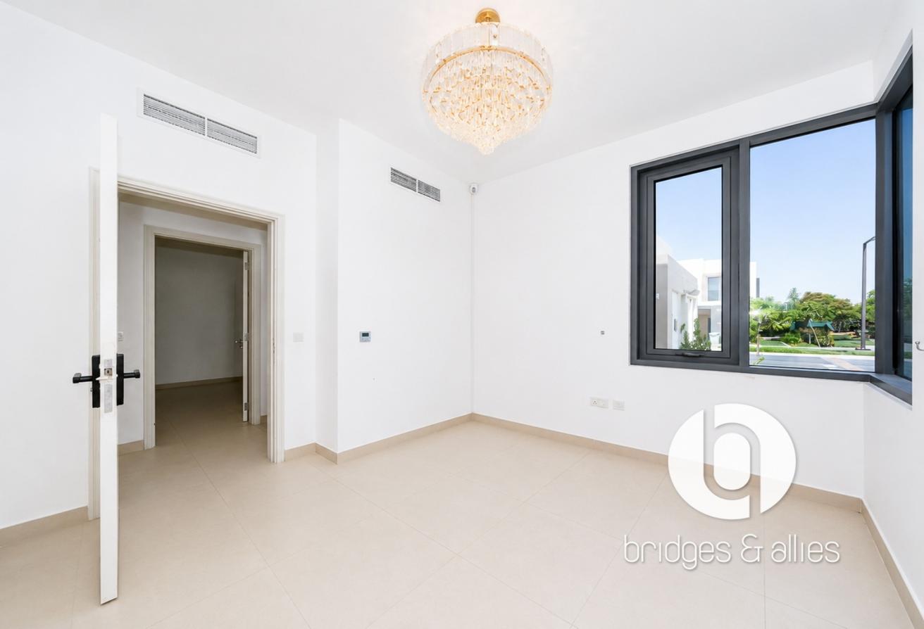 5 BED + MAIDS | VACANT | CORNER END VILLA | VIEW photo 28