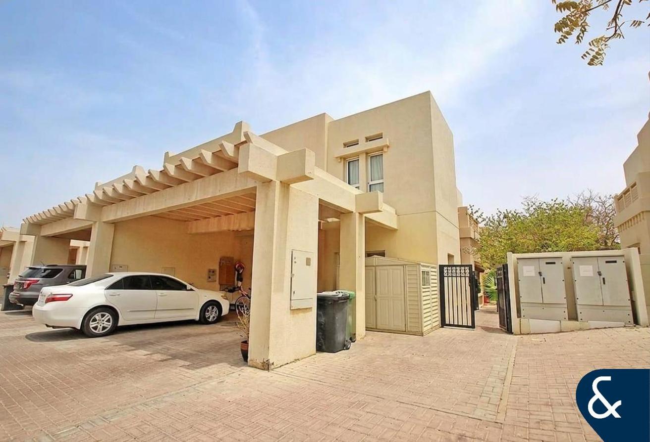 Type C-End | 4 Bed | Opposite Pool & Park photo 28