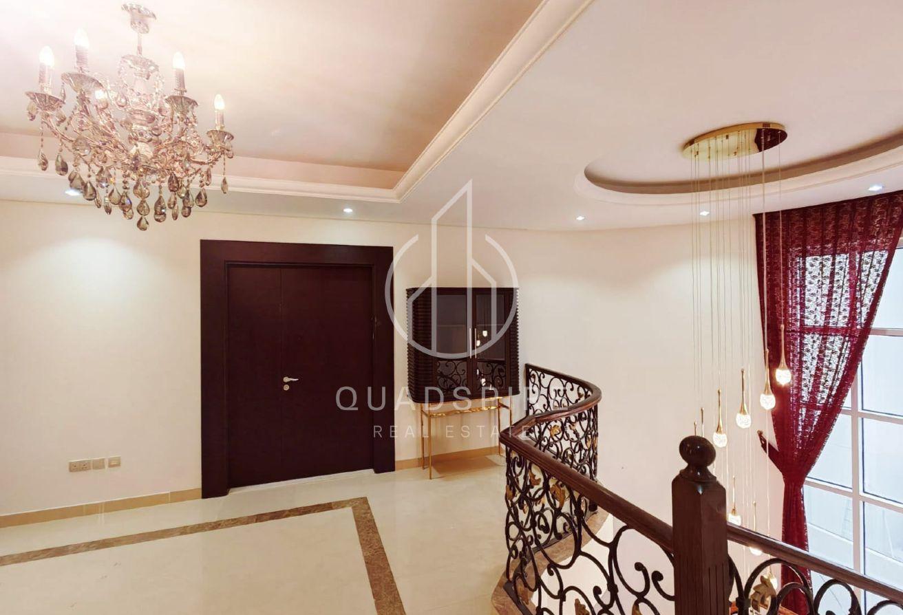 Luxury 4-Bedroom Villa | Big Backyard | Brand New photo 15