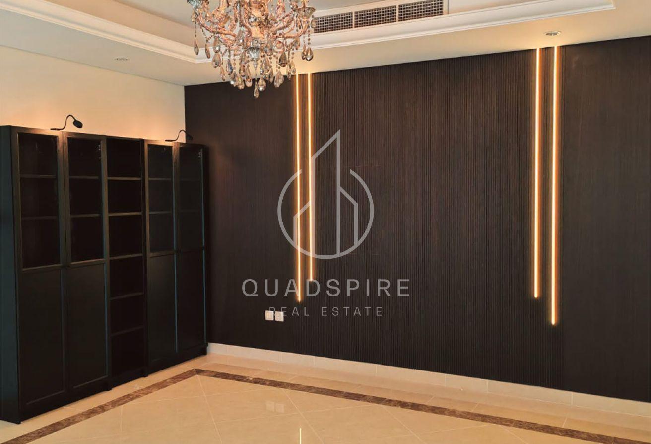 Luxury 4-Bedroom Villa | Big Backyard | Brand New photo 12