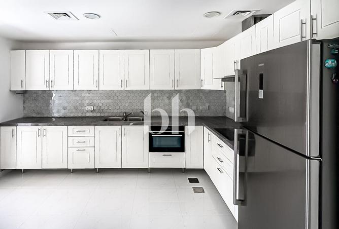 85748540 - صورة العقار 2