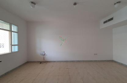 Villa - 3 Bedrooms - 4 Bathrooms for rent in Asharej - Al Ain