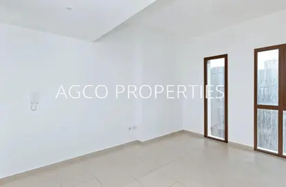 Apartment - Studio - 1 Bathroom for sale in Zahra Breeze Apartments 3A - Zahra Breeze Apartments 3 - Zahra Breeze Apartments - Town Square - Dubai