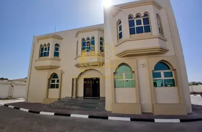 Villa - 5 Bedrooms - 5 Bathrooms for rent in Falaj Hazzaa - Al Ain