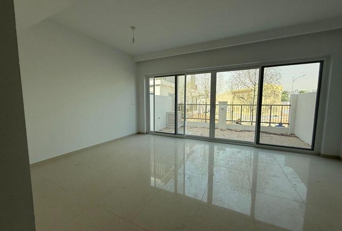 68686400 - Property Image 3