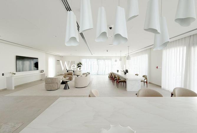 2OxgVsLmW2q - Property Image 2