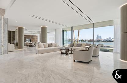 Villa - 6 Bedrooms - 7 Bathrooms for sale in Signature Villas Frond B - Signature Villas - Palm Jumeirah - Dubai