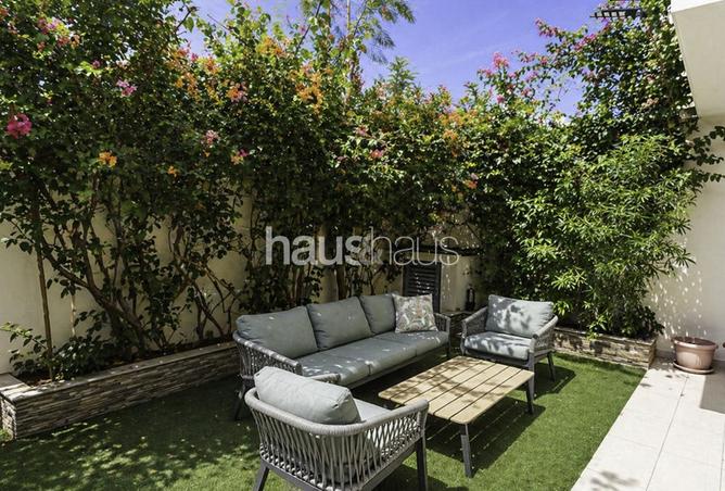 Single Row | VOT | Close to Pool and Park