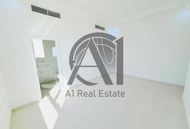 68297880 - Property Image 2