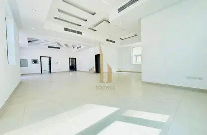 Villa - 5 Bedrooms - 5 Bathrooms for rent in Umm Suqeim 2 Villas - Umm Suqeim 2 - Umm Suqeim - Dubai