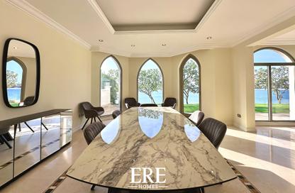 Villa - 4 Bedrooms - 5 Bathrooms for rent in Garden Homes Frond C - Garden Homes - Palm Jumeirah - Dubai