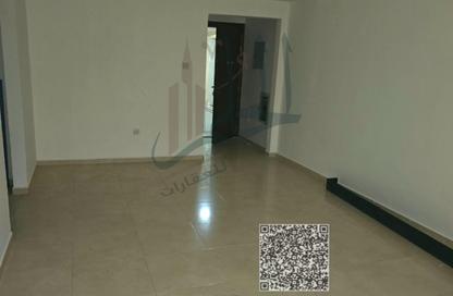 شقة - 2 - 2 للإيجار في الجرف 2 - الجرف - عجمان