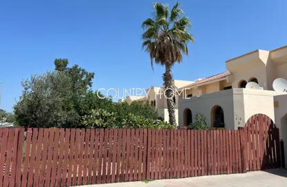 Villa - 4 Bedrooms - 5 Bathrooms for rent in Jumeirah 3 Villas - Jumeirah 3 - Jumeirah - Dubai