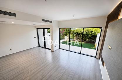 Townhouse - 3 Bedrooms - 3 Bathrooms for rent in Rochester - The Park Villas - Damac Hills - Dubai
