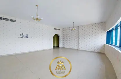 شقة - 2 غرف نوم - 4 حمامات للايجار في شارع التعاون الجديد - التعاون - الشارقة شقة - 2 غرف نوم - 4 حمامات للايجار في شارع التعاون الجديد - التعاون - الشارقة