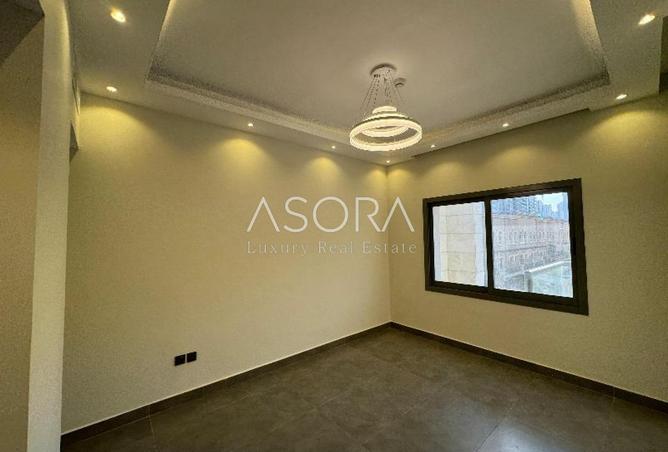 79432954 - Property Image 2