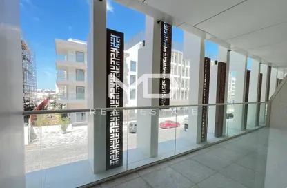 شقة - غرفة نوم - 2 حمامات للايجار في قرية الحد - جزيرة السعديات - أبوظبي