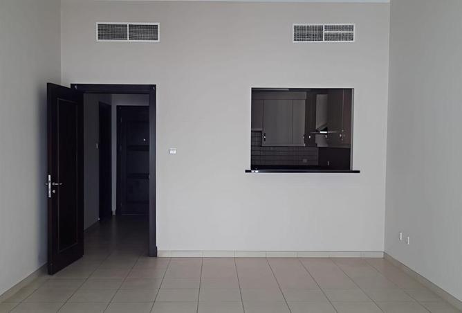 73843204 - Property Image 2