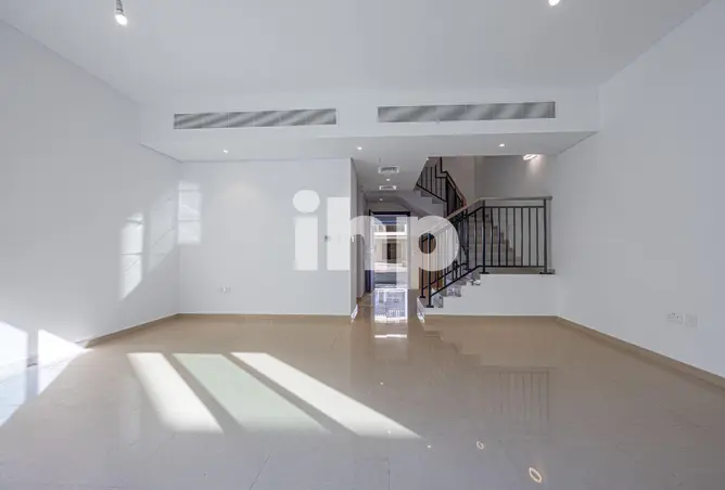 68675139 - Property Image 3