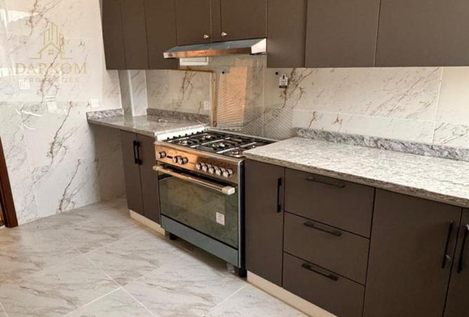 90506742 - Property Image 3