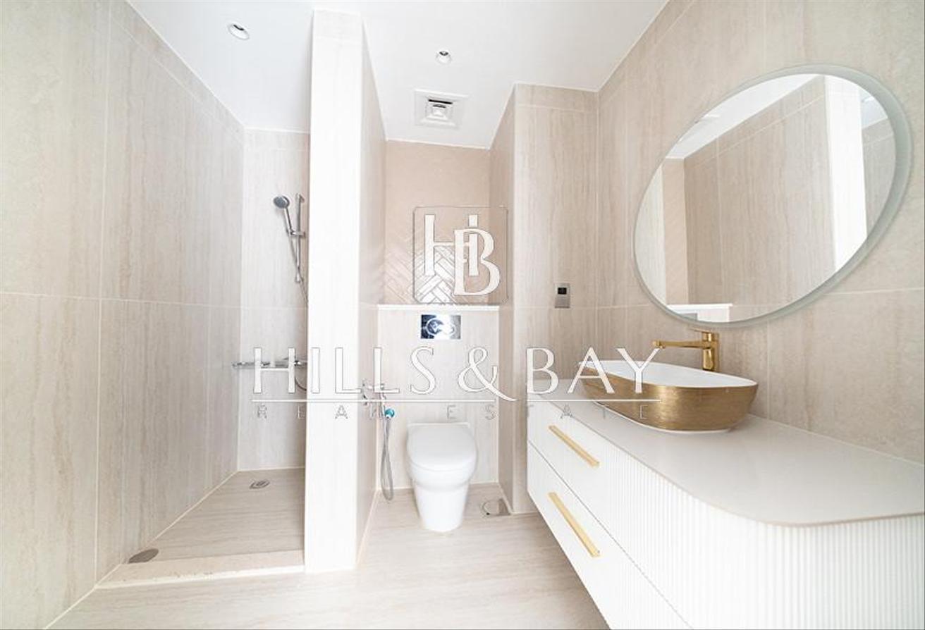 5BR+M Luxurious Villa Private Beach Access photo 18