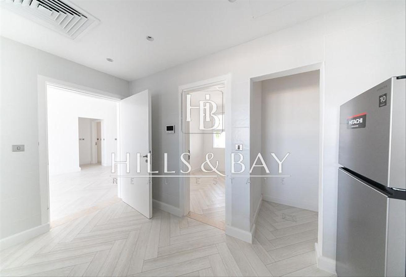 5BR+M Luxurious Villa Private Beach Access photo 5