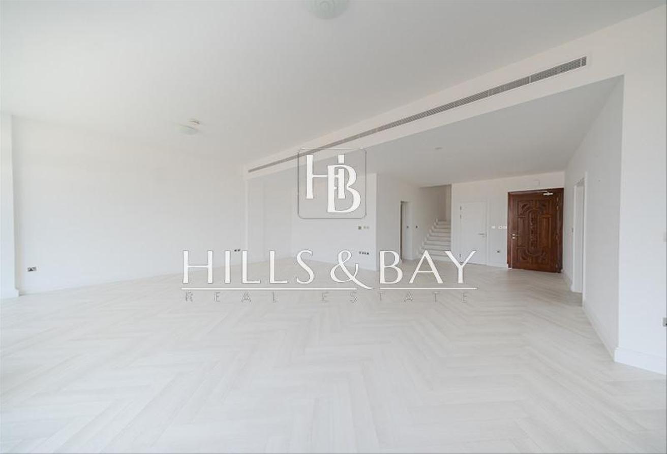 5BR+M Luxurious Villa Private Beach Access photo 3