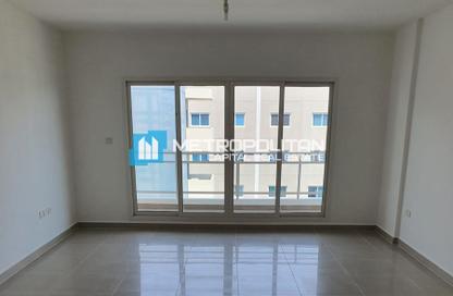 Apartment - 1 Bedroom - 2 Bathrooms for rent in Tower 1 - Al Reef Downtown - Al Reef - Abu Dhabi Apartment - 1 Bedroom - 2 Bathrooms for rent in Tower 1 - Al Reef Downtown - Al Reef - Abu Dhabi