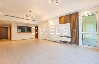 Apartment - 2 Bedrooms - 4 Bathrooms for sale in Marina Residences 6 - Marina Residences - Palm Jumeirah - Dubai