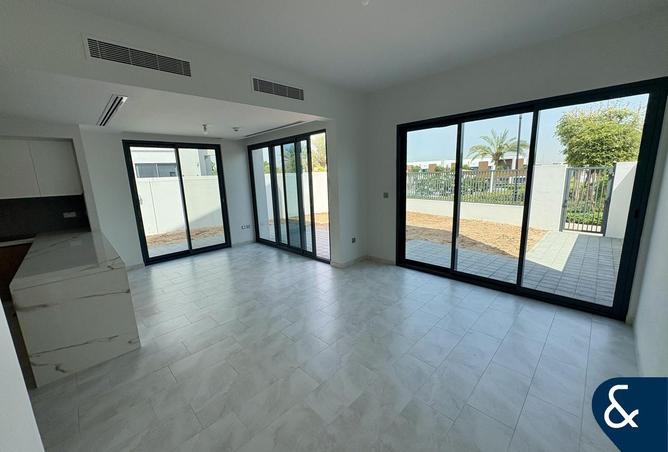 113695129 - Property Image 3