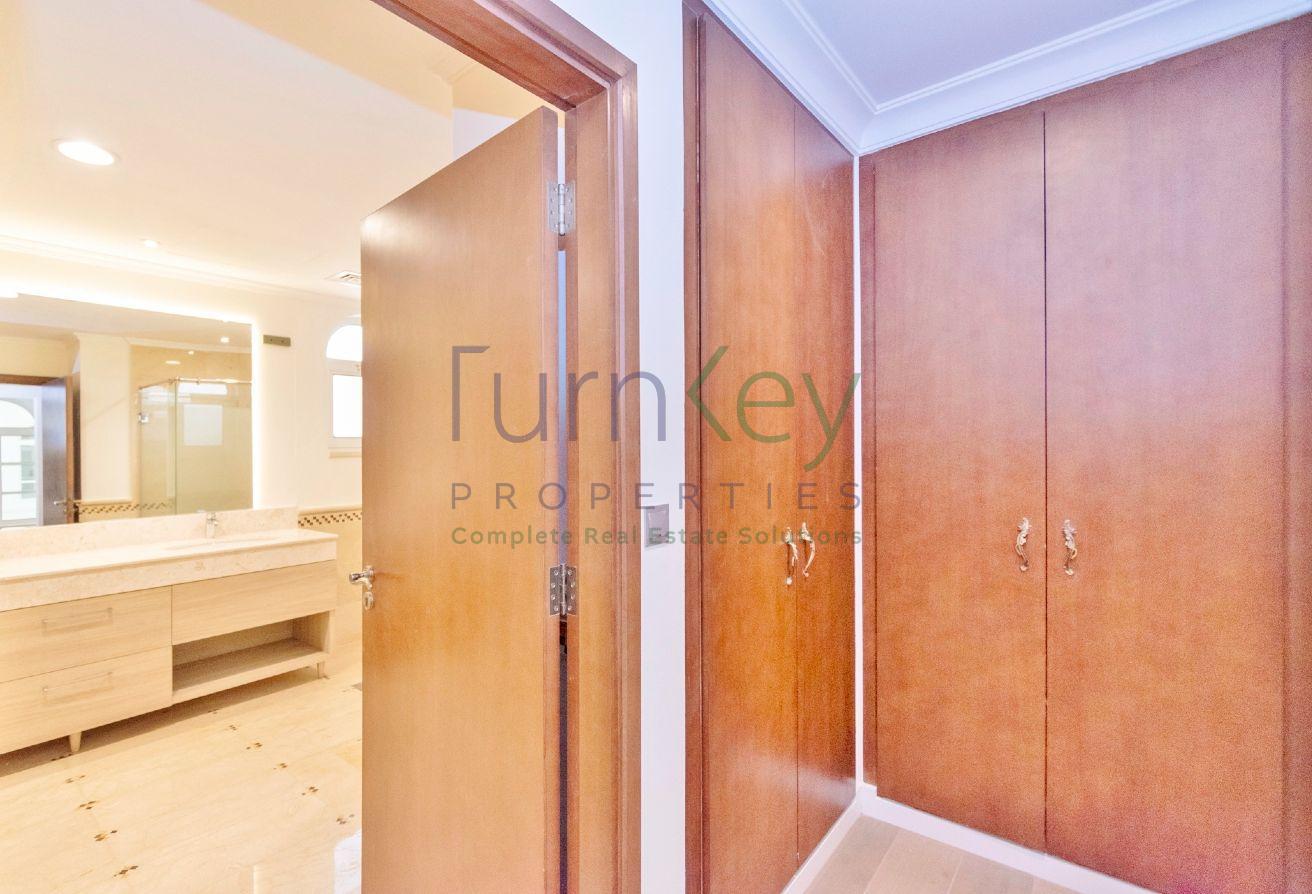 6Bed + Study,Huge Garden with Pool,well maintained photo 24