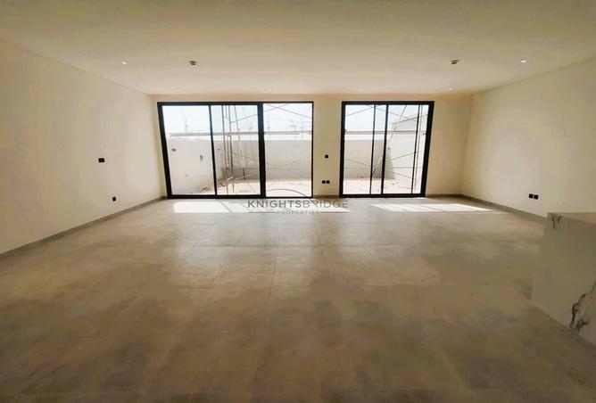 137011855 - Property Image 3