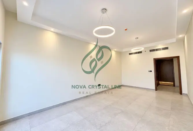 163255103 - Property Image 2