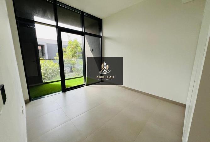 110963825 - Property Image 2