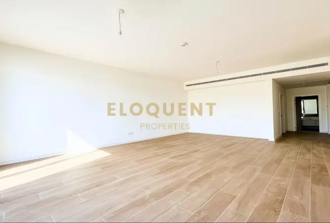 128381200 - Property Image 3